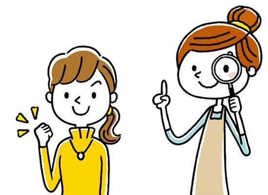 虫眼鏡を持って話をするエプロン姿の若い女性と、ガッツポーズをする若い女性