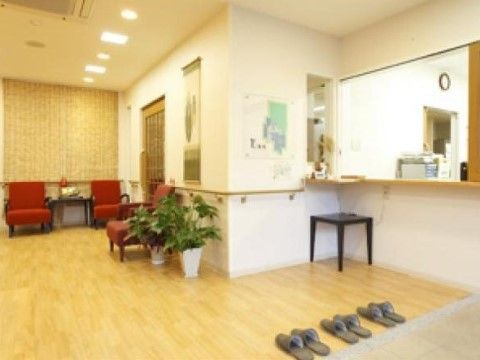 メディカルホーム くらら大泉学園の１F エントランス