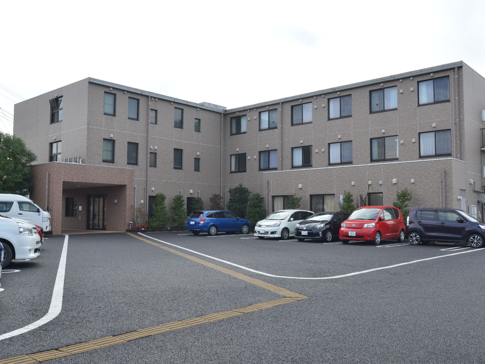 栃木市にある、介護付有料老人ホームで、48部屋ある。そのうち2室は、夫婦で入居することができるため、定員は50名である。