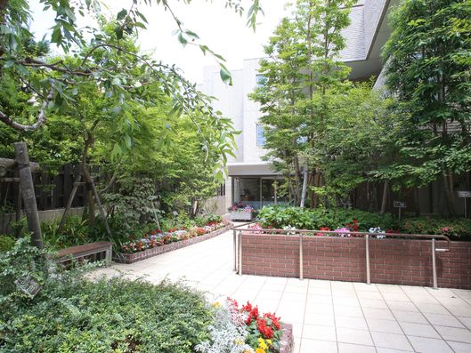 建物外観通路
