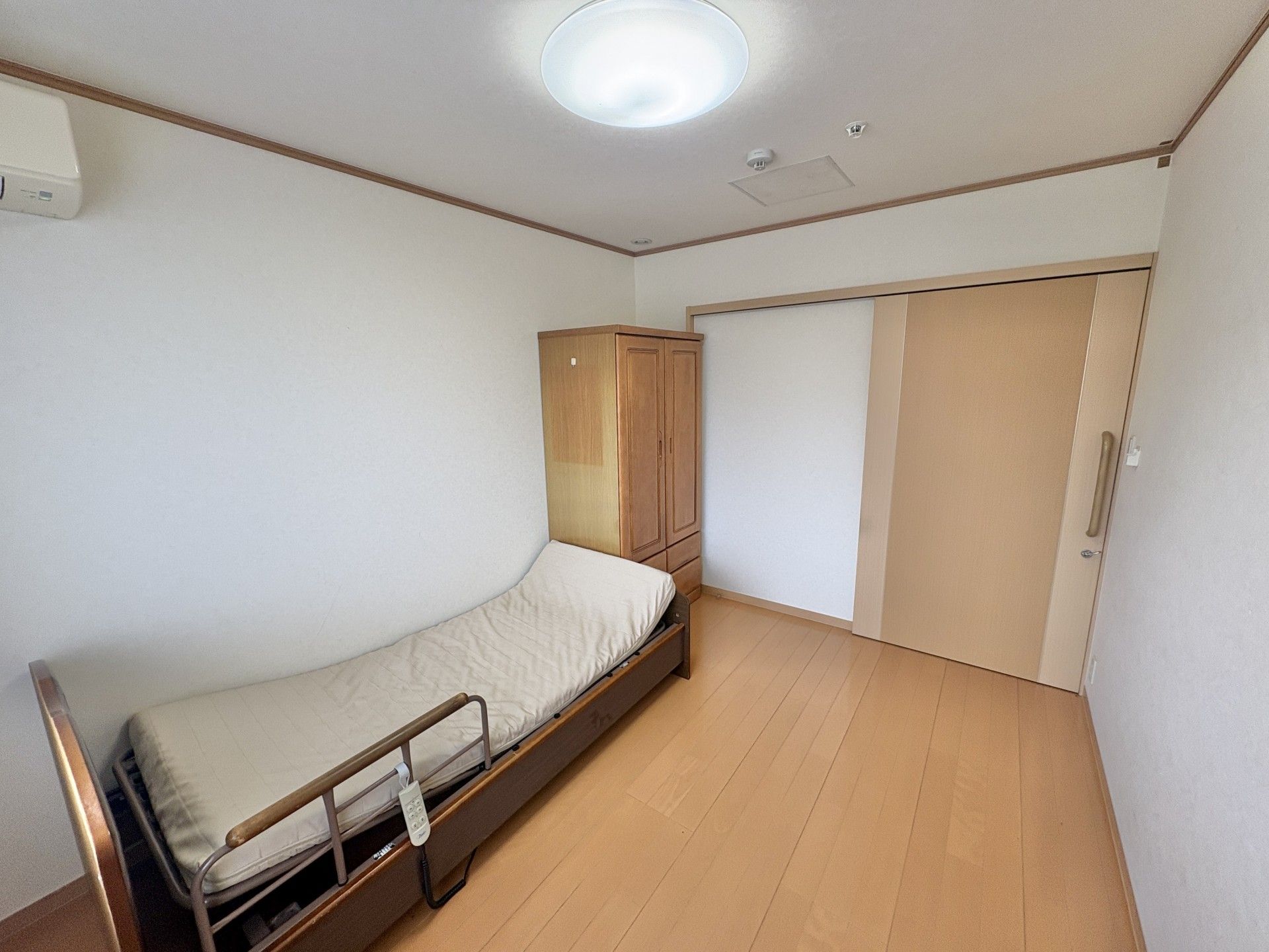 シンプルな個室