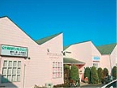 耳鼻科や内科・外科などの個人病院が一カ所に集まっており、併設している調剤薬局で薬を処方してもらえる。