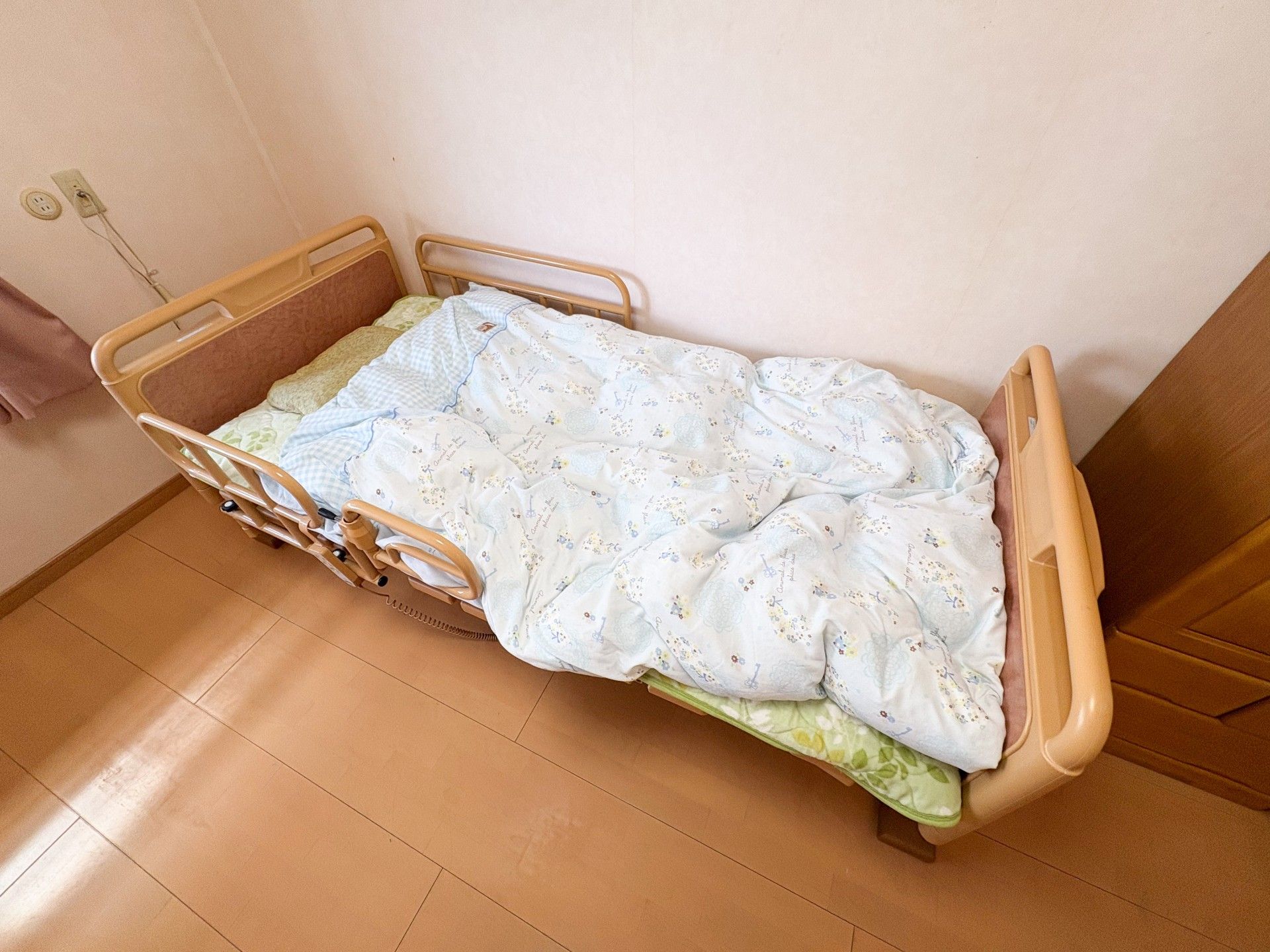 快適なベッドの部屋