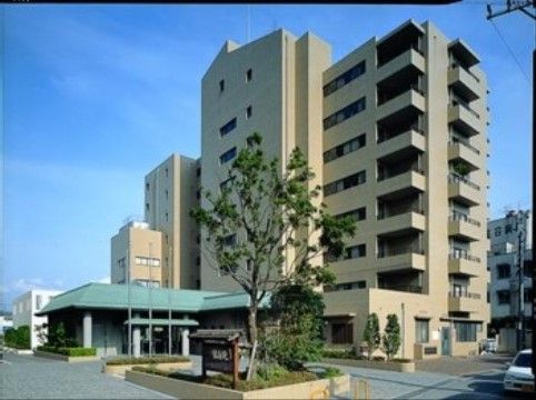 「サンテルム延寿館」の外観。マンション住宅と代わり映えがしない、建物になっている。