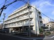 寿らいふときわ台は、サービス付き高齢者向け住宅である。居住スペースと共用施設を備えている。1階には駐車スペースがある。