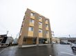 落ち着いた外観の建物