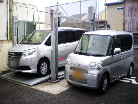 「ガーデンコート川崎」駐車場。お車でお越しの方は、こちらへお車をお停めください。