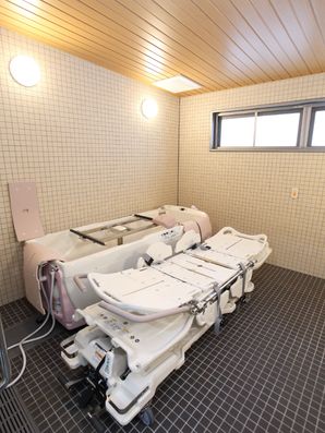 機械浴場