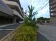 モダンなデザインの介護施設外観