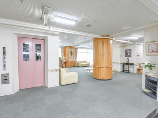 ホール