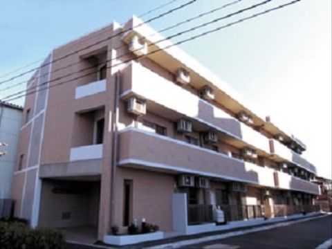 グループホーム 竹の外観である、段差が少なく、通いやすい。