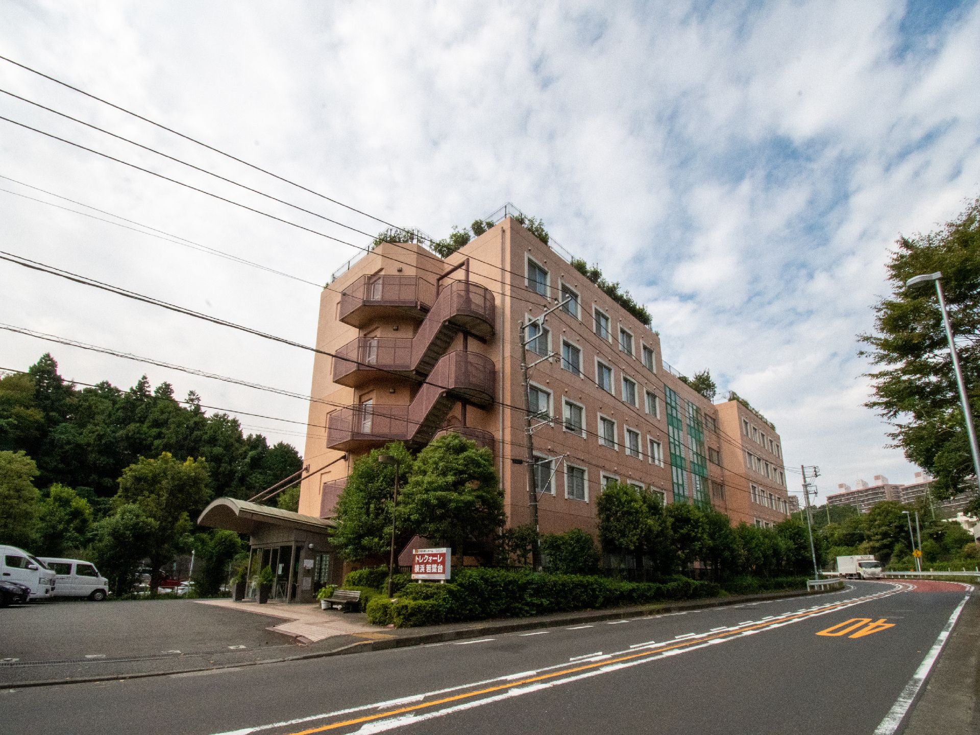 トレクォーレ横浜若葉台