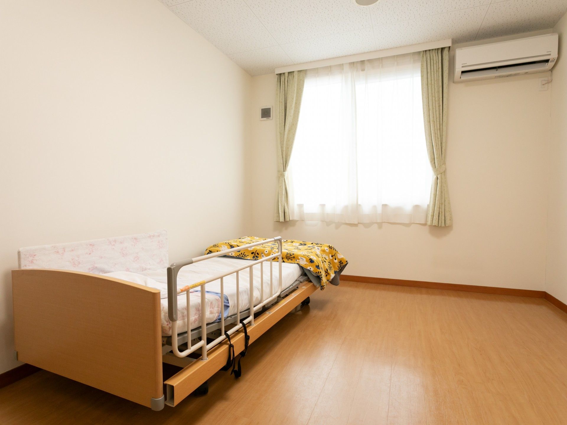 シンプルな個室