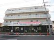 一階部分は食堂などの共用スペース、２階から４階は居住スペースとなっている。南向きの部屋も多く、冬も温かな太陽の光を取り込むことができる。