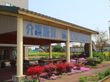 色とりどりの花壇の入口
