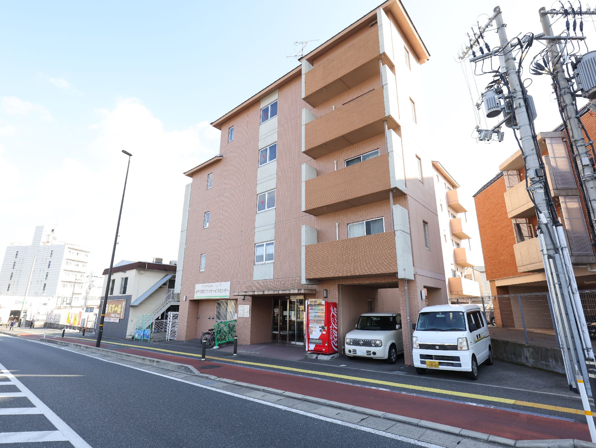 ５階建ての全室個室の施設