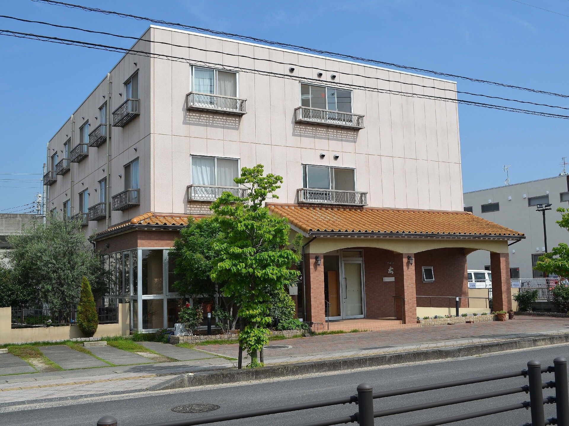 3階建ての施設