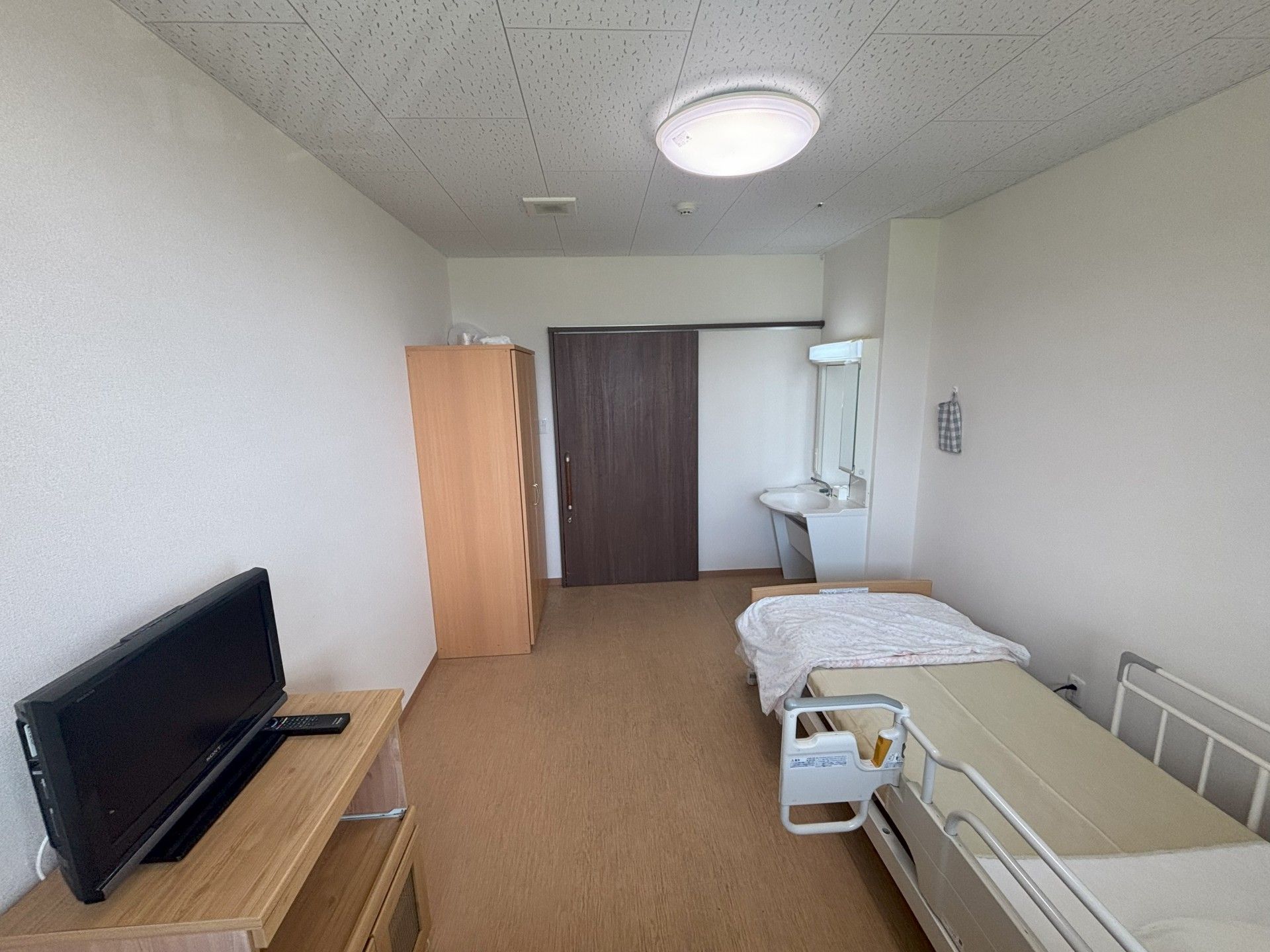 シンプルな個室