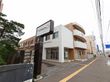 パーキングがある施設外観