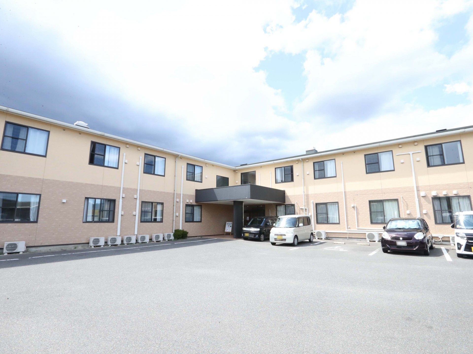2階建ての施設