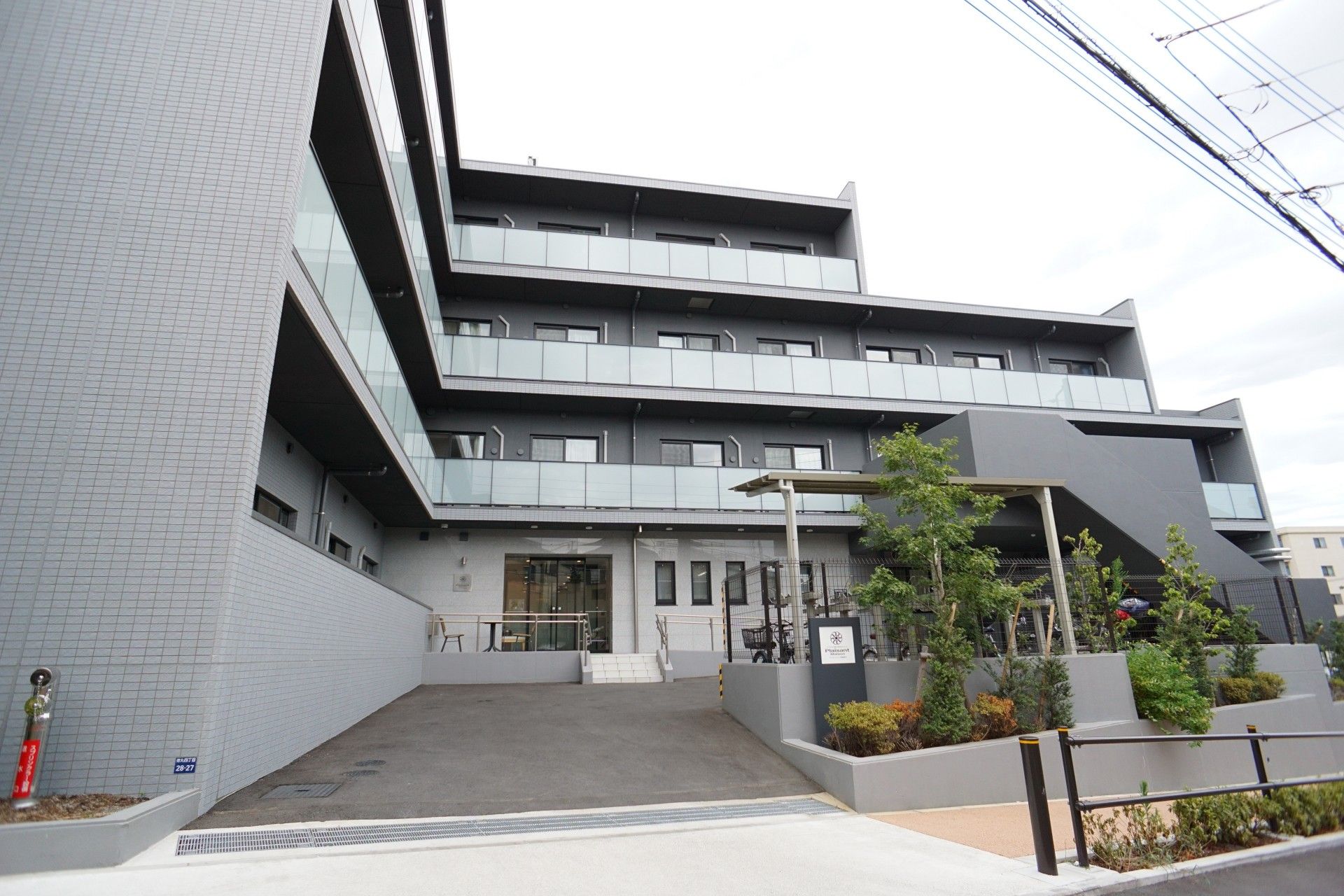 4階建ての施設