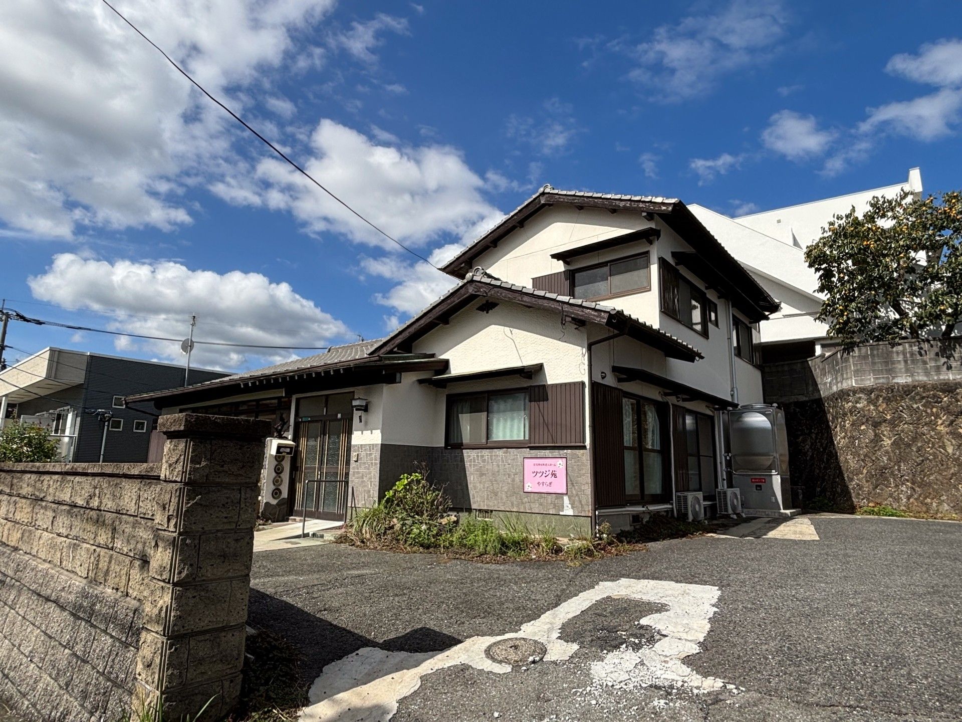 和風の建物外観