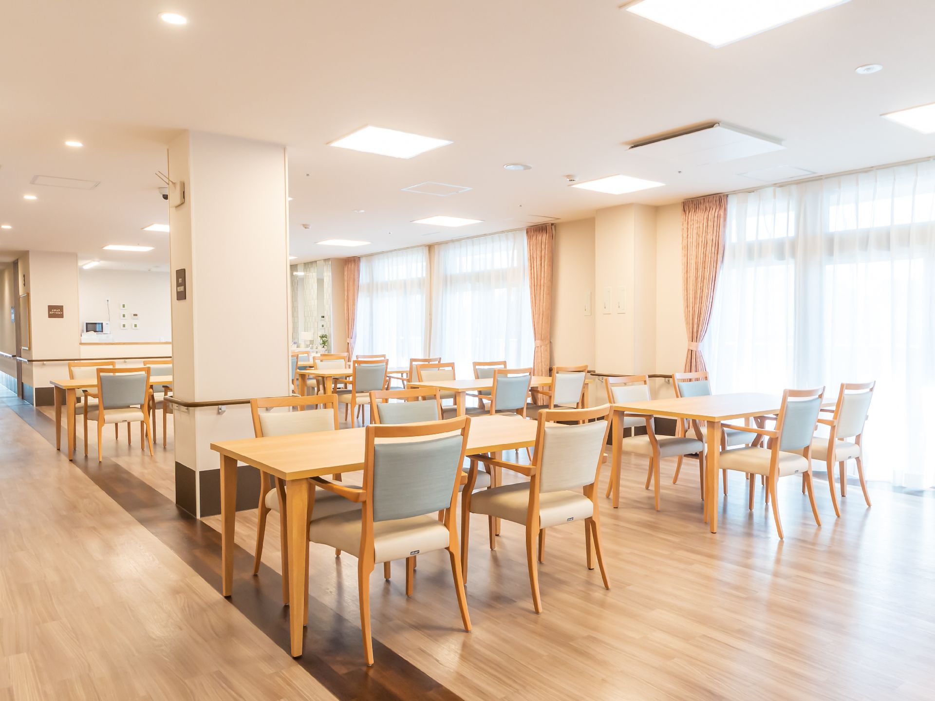 入居者同士でコミュニケーションを取ることが可能な共有スペース