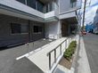 バリアフリーの入口通路