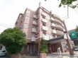 玄関エントランス前に屋根がある建物