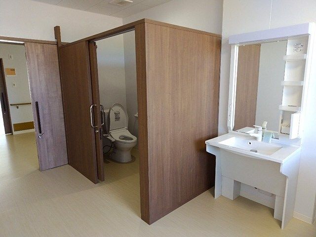 バリアフリーの洗面所