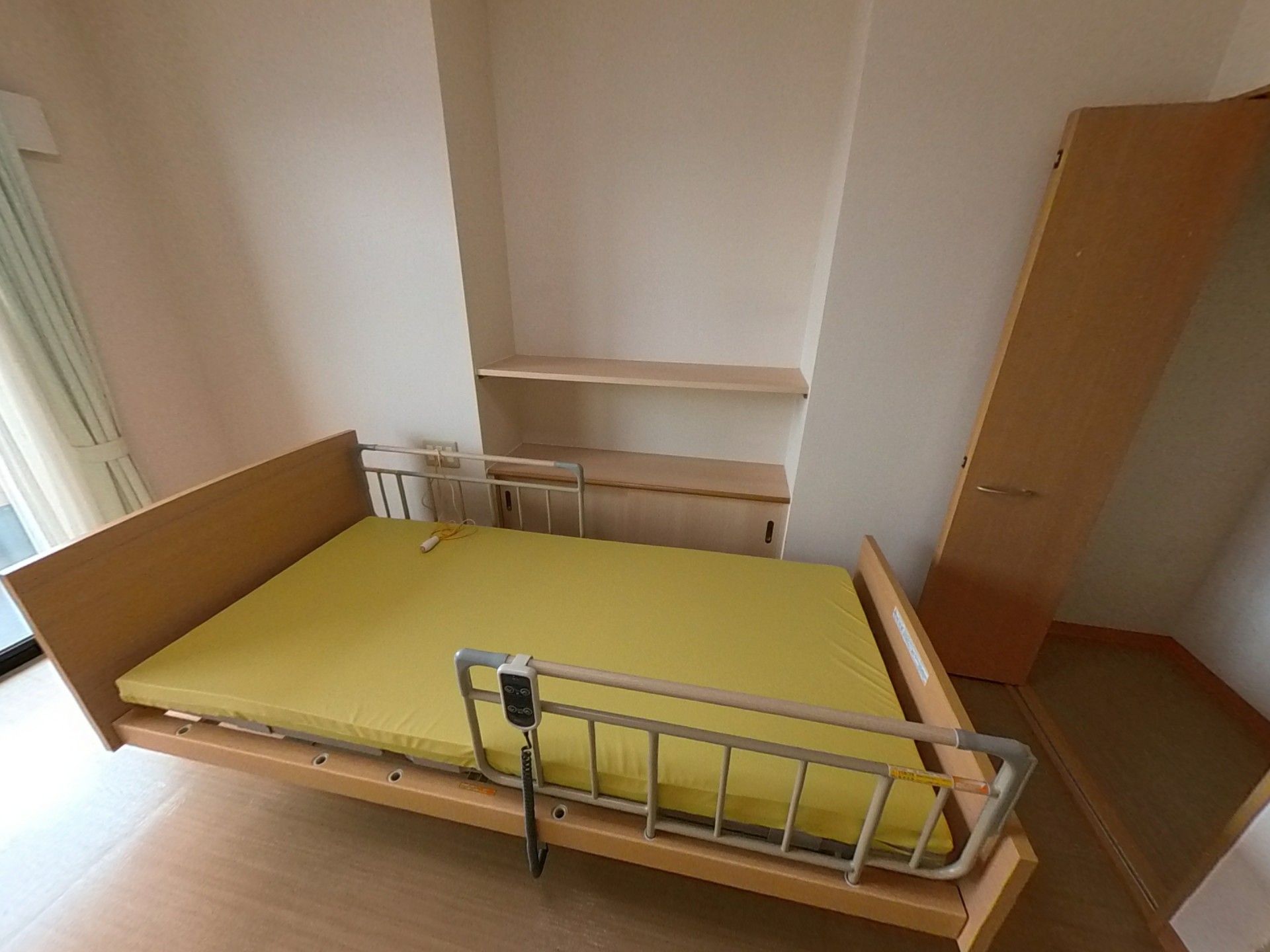 快適な個室の寝室