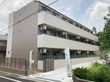 多階層の建物外観