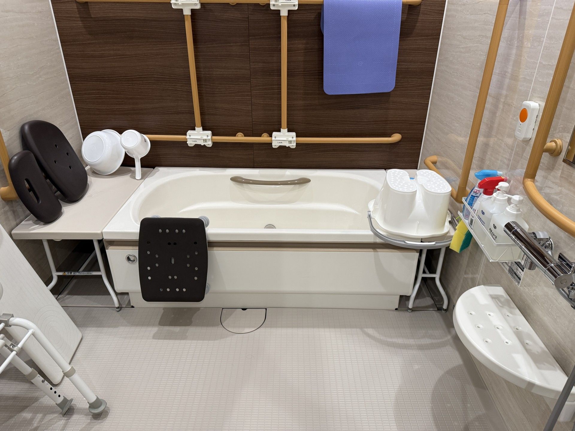 安全に配慮した浴室