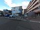 静かな住宅街の外観